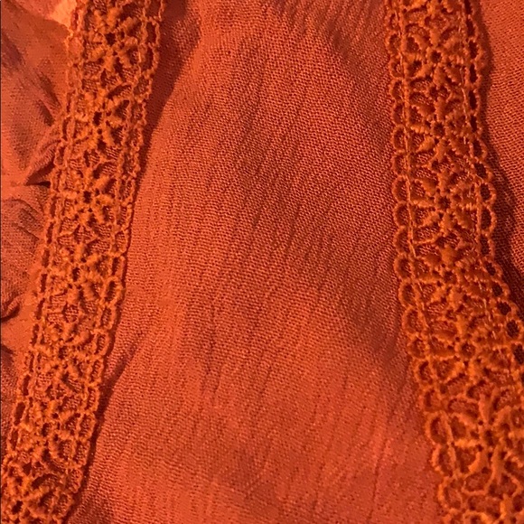Rust colored blouse - Picture 3 of 3